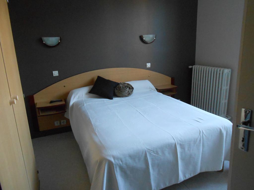 Les Chambres De La Gare Noyers-sur-Cher Zimmer foto